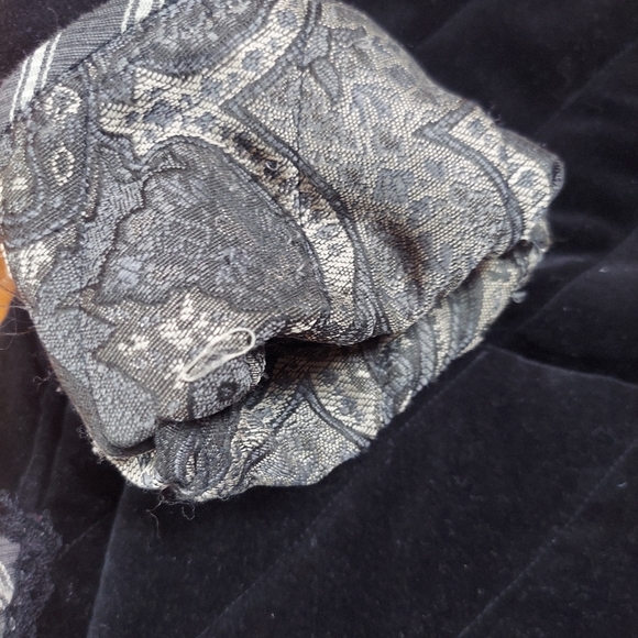 Black velvet feel Koos of Course jacket - Picture 4 of 6